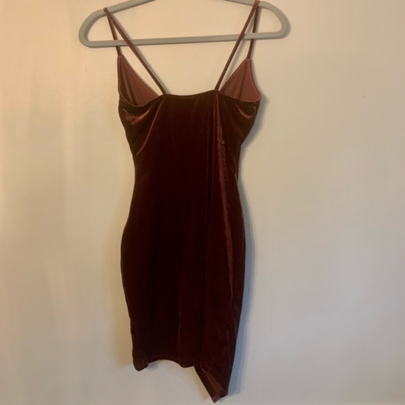 WINDSOR  velvet dreams asymmetrical mini dress NWT - Picture 5 of 7
